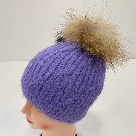 Knit Cable Beanie with Real Fox Fur Pom - Picture 1 of 2